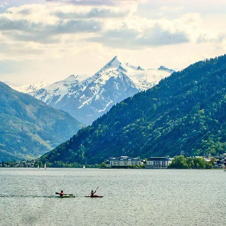 Valentina - By Alpen 아파트